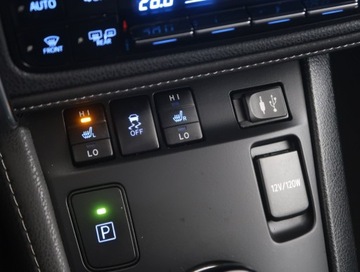 Toyota Auris II Hatchback 5d Facelifting 1.8 Hybrid 136KM 2016 Toyota Auris Hybrid, Salon Polska, 1. Właściciel, zdjęcie 16