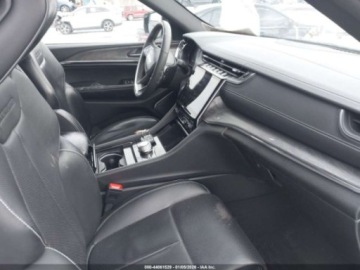 Jeep Grand Cherokee V 2023 Jeep Grand Cherokee Overland 2023 3.6 Benzyna 293KM, zdjęcie 9