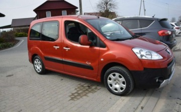 Peugeot Partner I 1.6 HDi 75KM 2010 Peugeot Partner 1.6 HDI Berlingo 5-Osobowy Klima 195 TYS KM Sprowadzony Op, zdjęcie 7