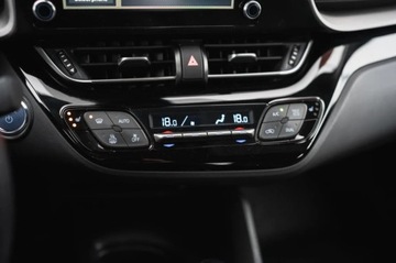 Toyota C-HR I Crossover Facelifting 1.8 Hybrid 122KM 2022 Toyota C-HR 1.8 Hybrid, Serwis ASO, Automat, zdjęcie 19