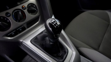 Ford Focus III Kombi 1.6 Duratec 125KM 2012 Focus . Klimatyzacja . . 2 x PDC . . Grzane Fotele , Szyby i Lusterka . ., zdjęcie 17