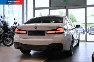 BMW Seria 5 G30-G31 Limuzyna Facelifting 2.0 520d 190KM 2021 BMW Seria 5 520d xDriveFV23M Pakiet SportowyAdaptacyjne Reflektory LED, zdjęcie 19