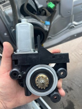 MOTOR ZVEDÁK OKNO VOLVO V70 III S80 II PP