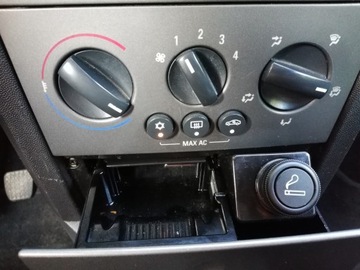 Opel Meriva I 1.4 TWINPORT ecoFLEX 90KM 2008 Opel Meriva A 1.4 16V 90 Ps Lift Klima, zdjęcie 15