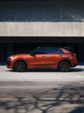 Volkswagen T-Roc II 2026 Volkswagen T-Roc R-Line 1.5 TSI HEV 170 KM, zdjęcie 3