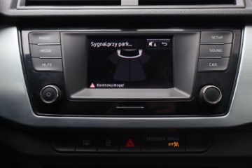 Skoda Fabia III Kombi 1.2 TSI 90KM 2015 Skoda Fabia 1.2 TSI, Salon Polska, Klima, zdjęcie 15
