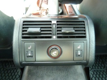 Audi A8 D2 Sedan 3.7 230KM 1996 Audi A8 AUTOMATSKORYKLIMATYZACJAXENONY 3.7 Benzyna 230KM, zdjęcie 11