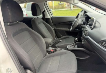 Fiat Tipo II Station Wagon 1.6 MultiJet 120KM 2017 Fiat Tipo Fiat Tipo 1.6 MultiJet DCT Lounge 1.6 Diesel 120KM, zdjęcie 13