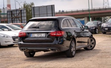 Mercedes Klasa C W205 Kombi 300 245KM 2018 Mercedes-Benz Klasa C Mercedes-Benz Klasa C W205 300 2.0 4Matic automat 24, zdjęcie 5