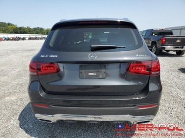 Mercedes GLC C253 2020 Mercedes-Benz GLC _300_4Matic_2.0 L_255 km_2020r_Mala szkoda 2.0 Benzyna, zdjęcie 5