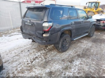 Toyota 2021 Toyota 4-Runner Trd Off Road Premium 2021 4.0 Benzyna 270KM, zdjęcie 5