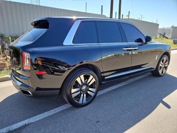 Rolls-Royce 2022 Rolls-Royce Cullinan 2022, 6.8L, 4x4, od ubezpieczalni 6.8 Benzyna 563KM, zdjęcie 3