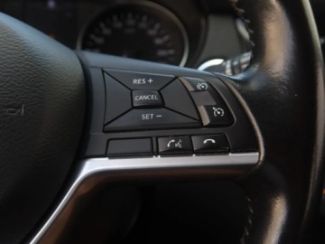 Nissan Qashqai II Crossover Facelifting 1.2 DiG-T 115KM 2018 Nissan Qashqai 1.2 DIG-T, Salon Polska, zdjęcie 17