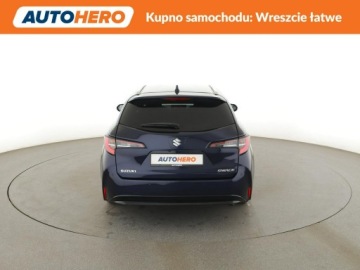 Suzuki Swace Kombi 1.8 Hybrid 122KM 2022 Suzuki Swace Comfort+ hybryda grzane fotele kamera, zdjęcie 5