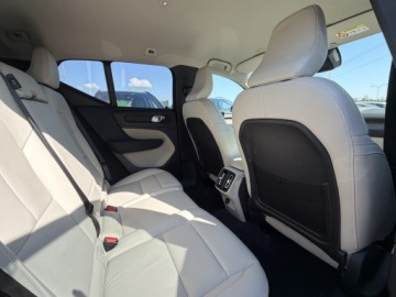 Volvo XC40 Crossover Facelifting 2.0 B3 163KM 2025 Volvo XC 40 XC40 B3 Plus Dark Aktywny tempomat Bli, zdjęcie 13