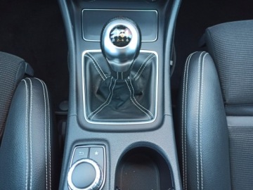 Mercedes GLA I Off-Roader Facelifting 1.6 200 156KM 2019 Mercedes GLA 200 56 tys km, bogata opcja, zdjęcie 17