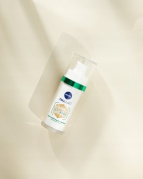 Клеточная светящаяся 630 сыворотка в клетках Nivea 30 мл