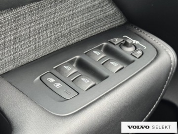 Volvo XC60 II Crossover Plug-In Facelifting 2.0 T6 350KM 2023 Volvo XC 60 T6 Plug-In | AWD | Core | FV23% | Serw, zdjęcie 38