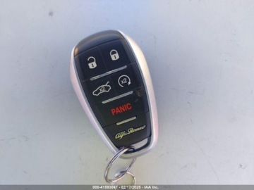 Alfa Romeo Giulia II Sedan Facelifting 2.0 Turbo 280KM 2020 Alfa Romeo Giulia 2020 Alfa Romeo Giulia RWD 2.0 Benzyna 280KM, zdjęcie 14