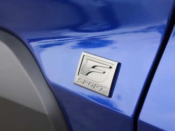 Lexus UX Crossover Facelifting 2.0 300h 199KM 2025 Od ręki - 300h F Sport Design 2.0 Hybrid Dynamic Force 199KM, zdjęcie 4