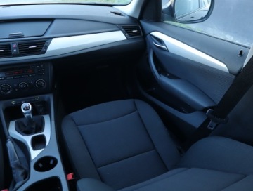 BMW X1 E84 Crossover sDrive18i 150KM 2012 BMW X1 sDrive18i, Klima, Parktronic, zdjęcie 7