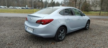 Opel Astra J Sedan 1.4 Turbo ECOTEC 140KM 2018 Opel Astra Krajowy, gaz fabryczny., zdjęcie 3