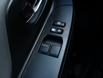 Toyota Yaris III Hatchback 5d Facelifting 2017 1.5 Dual VVT-iE 111KM 2017 Toyota Yaris 1.5 Dual VVT-i, Salon Polska, zdjęcie 19