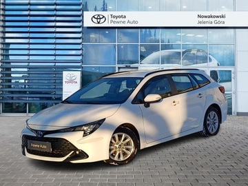 Toyota Corolla XII TS Kombi Facelifting 1.8 Hybrid 140KM 2023 Toyota Corolla 1.8 Hybrid Comfort Seria E21 (2019-