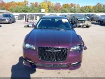 Chrysler 300C II 2021 Chrysler 300 2021 r., 3,6L TOURING L AWD 3.6 Benzyna 292KM, zdjęcie 10