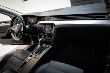 Volkswagen Passat B8 Variant Facelifting 2.0 TDI SCR 150KM 2022 Volkswagen Passat Lift*Elegance*Salon Polska*I, zdjęcie 24