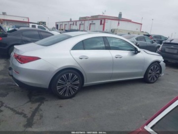 Mercedes CLA C118/X118 2023 Mercedes-Benz CLA 250 Coupe 2023 2.0 Benzyna 221KM, zdjęcie 6