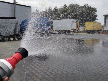 ВОДЯНОЙ НАСОС ДЛЯ ПОЛИВА КОЛОДЦА, ШЛАНГ 30М, глубокий колодец