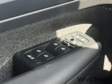 Volvo XC40 Crossover Facelifting 2.0 B3 163KM 2025 Volvo XC 40 B3 Black Edition Plus | Driver Assist, zdjęcie 36