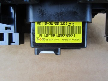 HNÍZDO AUX USB ZAPALOVAČE PŘEPÍNAČ PDC KIA SPORTAGE 3 III 10-15R