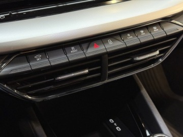 Skoda Octavia IV Scout 1.5 TSI ACT 150KM 2022 Skoda Octavia STYLE 1.5 TSI 150KM /Elektryczny Hak, zdjęcie 30