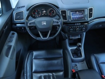 Seat Alhambra II (7N) Van 2.0 TDI 150KM 2016 Seat Alhambra 2.0 TDI, 7 miejsc, Skóra, Navi, zdjęcie 6