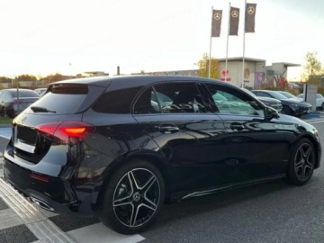 Mercedes Klasa A W177/V177 Hatchback Facelifting 2.0 220 190KM 2025 Od ręki - 220 4MATIC (190KM) AMG Line | MULTIBEAM LED + Night, zdjęcie 4