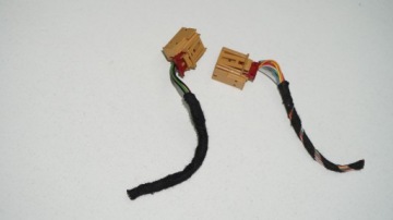 AUDI VOLKSWAGEN штекерный кубик 1K0972928A