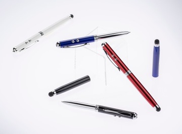 Długopis, pen, wskaźnik, latarka + GRAWER prezent