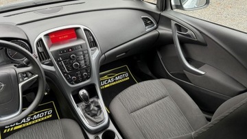 Opel Astra J Sports Tourer 1.4 Turbo ECOTEC 140KM 2012 Opel Astra Udokumentowany przebieg GWARANCJA 1.4 Benzyna 140KM, zdjęcie 31