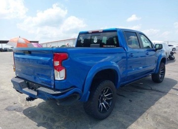 Chevrolet Silverado II 2022 Chevrolet Silverado 2022, 5.3L, 4x4, 1500 RST, od ubezpieczalni 5.3 Benzyna, zdjęcie 5