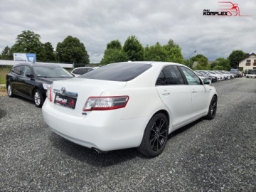 Toyota Camry VI 2010 Toyota Camry 2.4 Hybrid 200KM Automat Zarejestrowany 2.4 Hybryda 200KM, zdjęcie 4