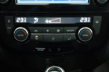 Nissan X-Trail III Terenowy 2.0 dCi 177KM 2017 Nissan X-Trail 2.0 dCi, Salon Polska, 174 KM, zdjęcie 9