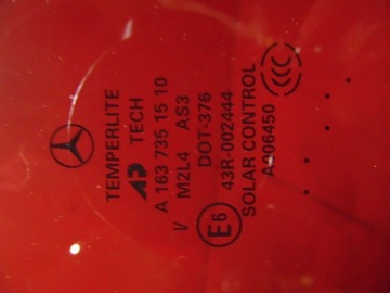 MERCEDES ML W163 SKLO (OKNO) DVEŘE LEVÝ ZADNÍ A1637351510