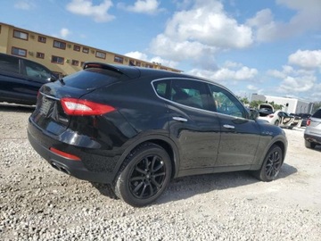 Maserati Levante 2018 Maserati Levante 2018 3.0l 3.0 Benzyna 345KM, zdjęcie 3