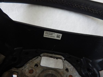 SKODA FABIA II FACELIFT OCTAVIA SUPERB VOLANT KŮŽE ORIG 3T0419091G