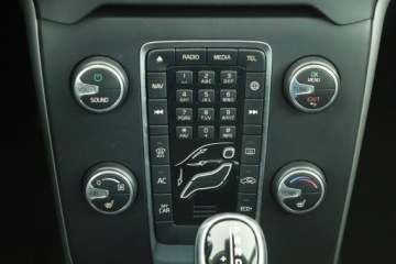 Volvo S40 II 2017 Volvo V40 2.0 D2, Automat, Navi, Klima, Tempomat, zdjęcie 9