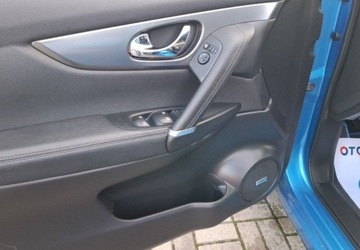 Nissan Qashqai II Crossover Facelifting 1.3 DIG-T  160KM 2018 Nissan Qashqai 1.3 DIG-T Tekna, BOSE, Dach Panoramiczny 1.3 Benzyna 160KM, zdjęcie 14