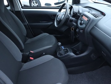 Toyota Aygo II Hatchback 5d 1.0 VVT-i 69KM 2016 Toyota Aygo 1.0 VVT-i, Salon Polska, VAT 23%, zdjęcie 8