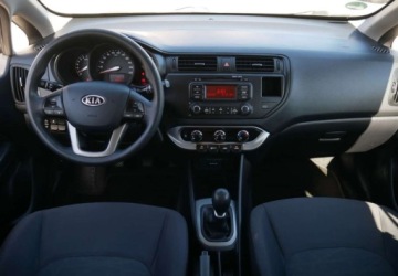 Kia Rio III Hatchback 3d 1.4 DOHC CVVT 109KM 2013 Kia Rio Kia Rio 1.4 Benzyna 109KM, zdjęcie 21